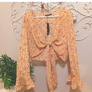 NEW - Nasty Gal Front Tie Yellow floral belly crop Top large 10